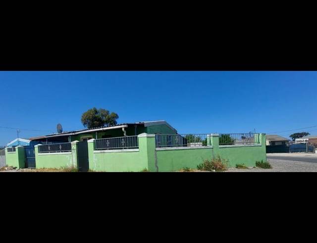 2 BEDROOM HOUSE FOR SALE IN ROOSENDAL